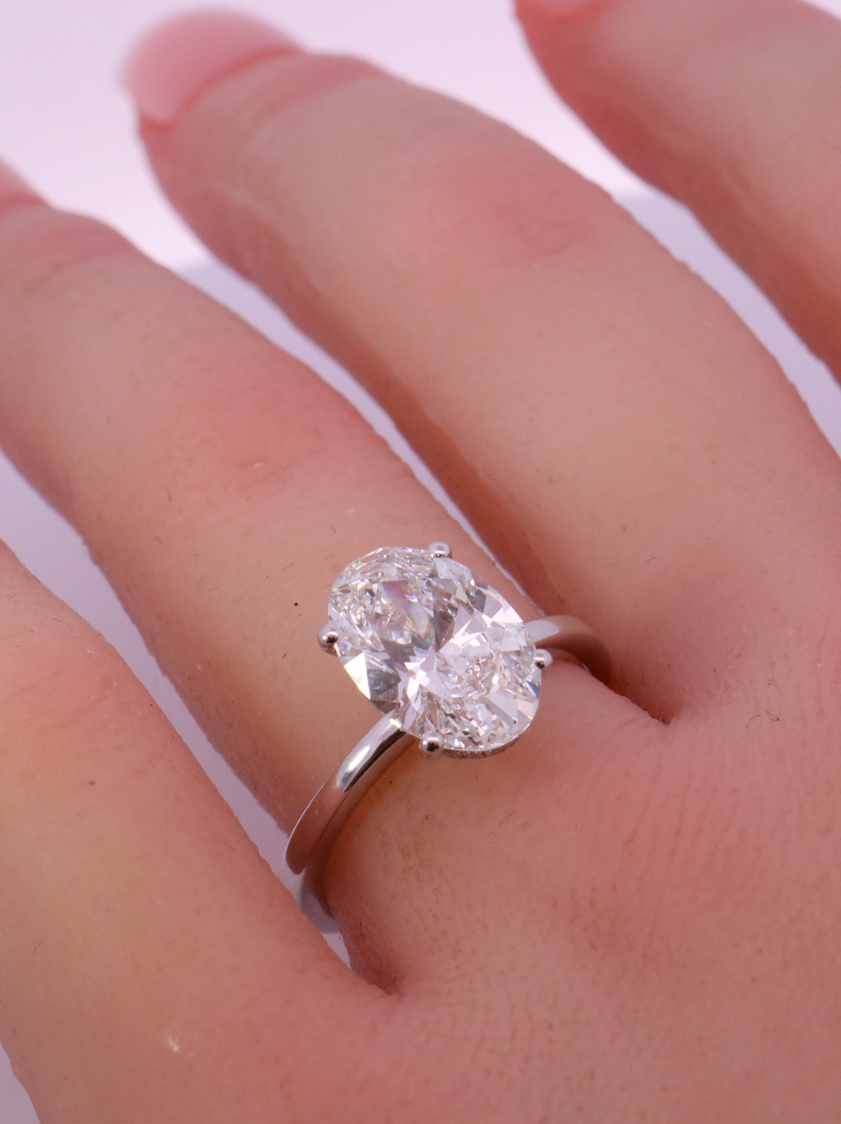 Lab Grown Diamonds Ring