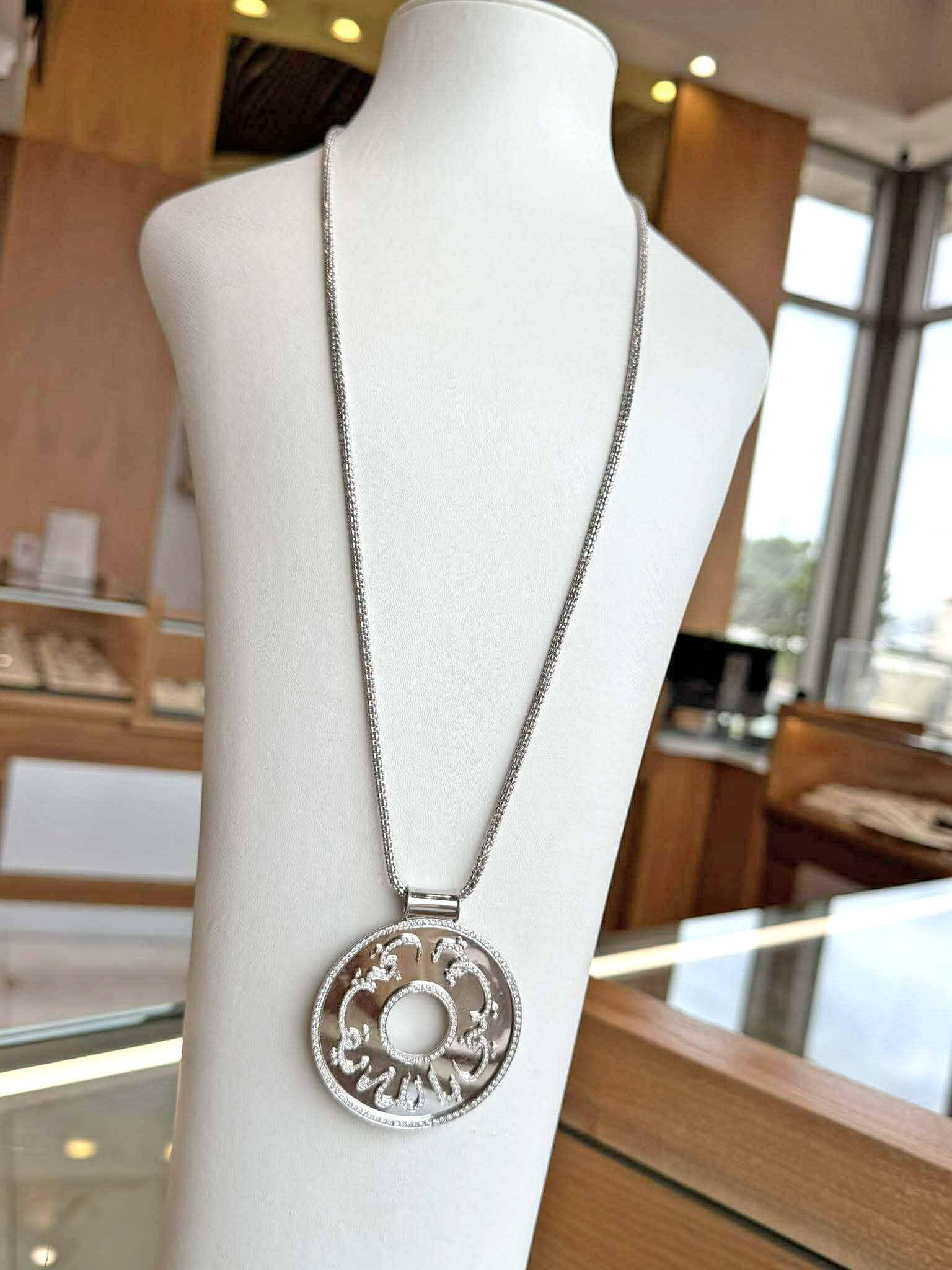 Natural Diamond Necklace