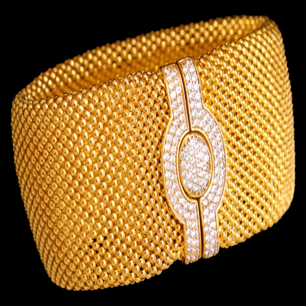 21K Gold Bangle Bracelet