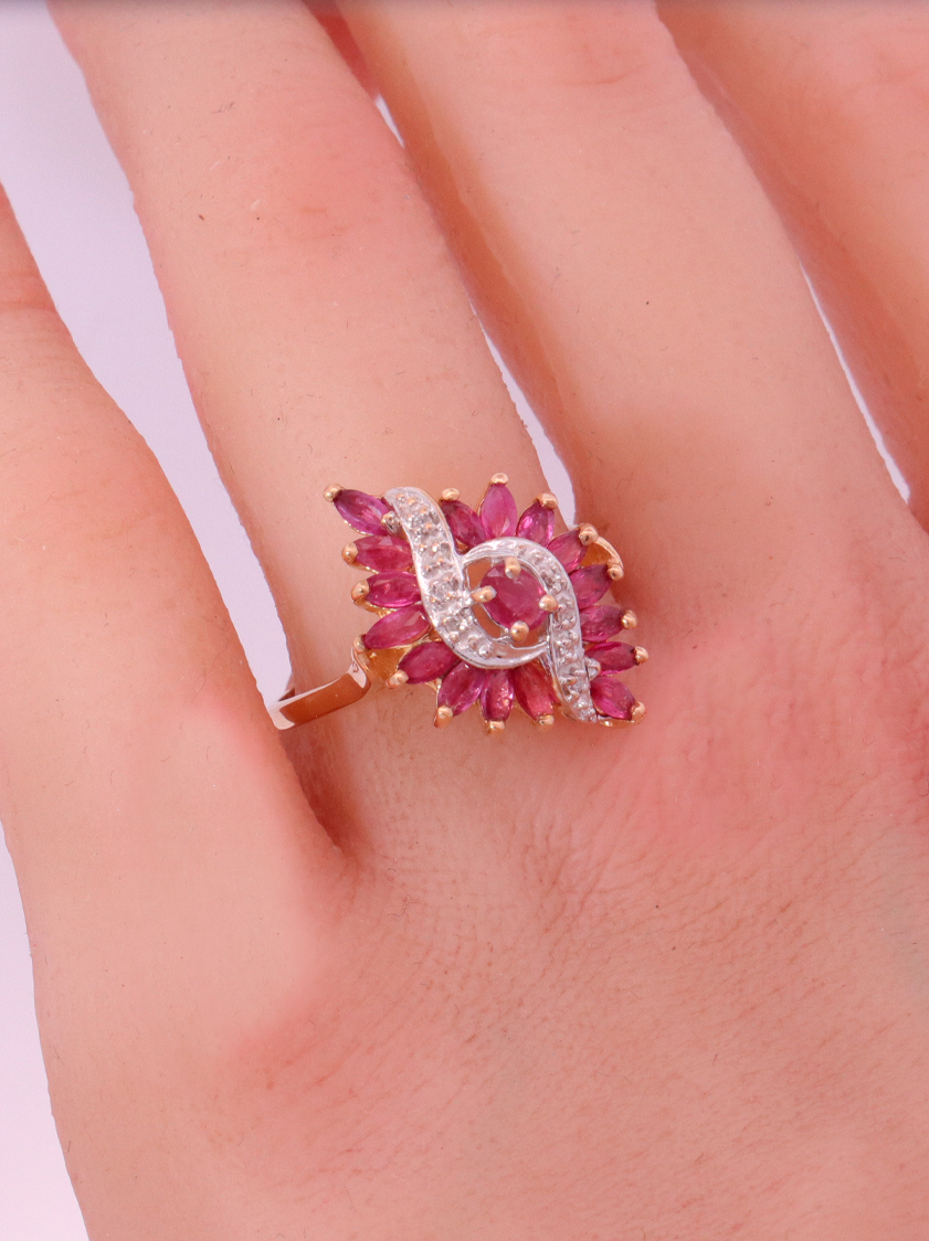 Diamond & Ruby Ring