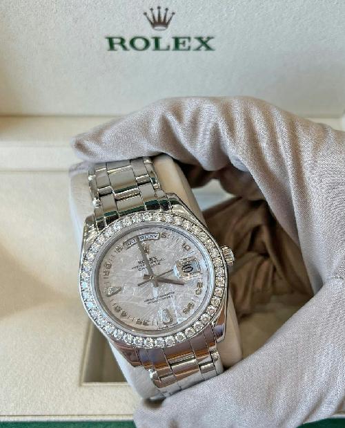 39mm Platinum Day-Date