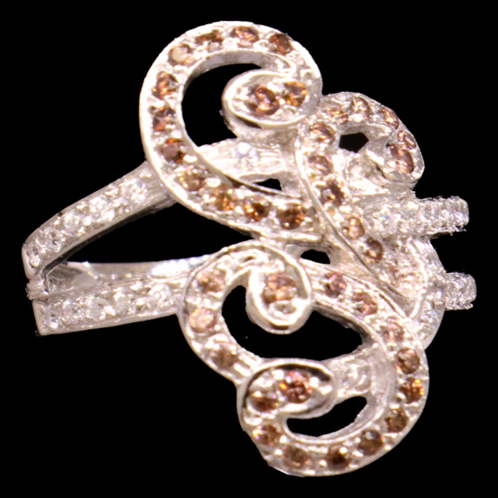 18K White Gold Ring