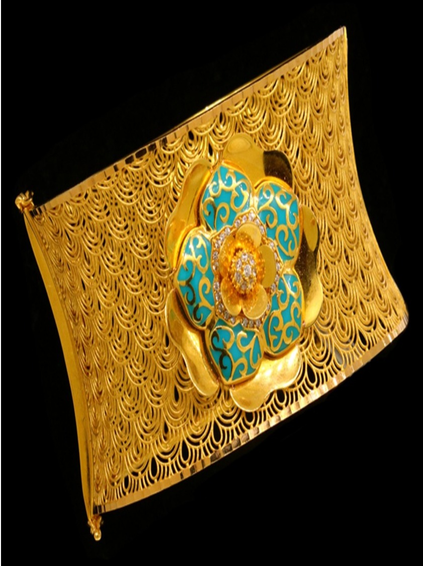 21K Gold Bangle Bracelet