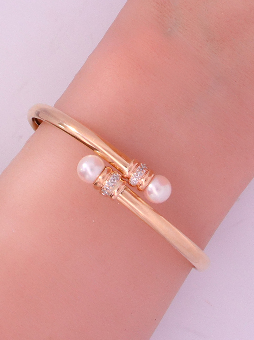 Pearls & Diamond Bangle