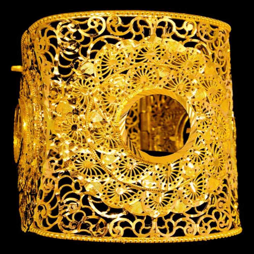 21K Gold Bangle Bracelet